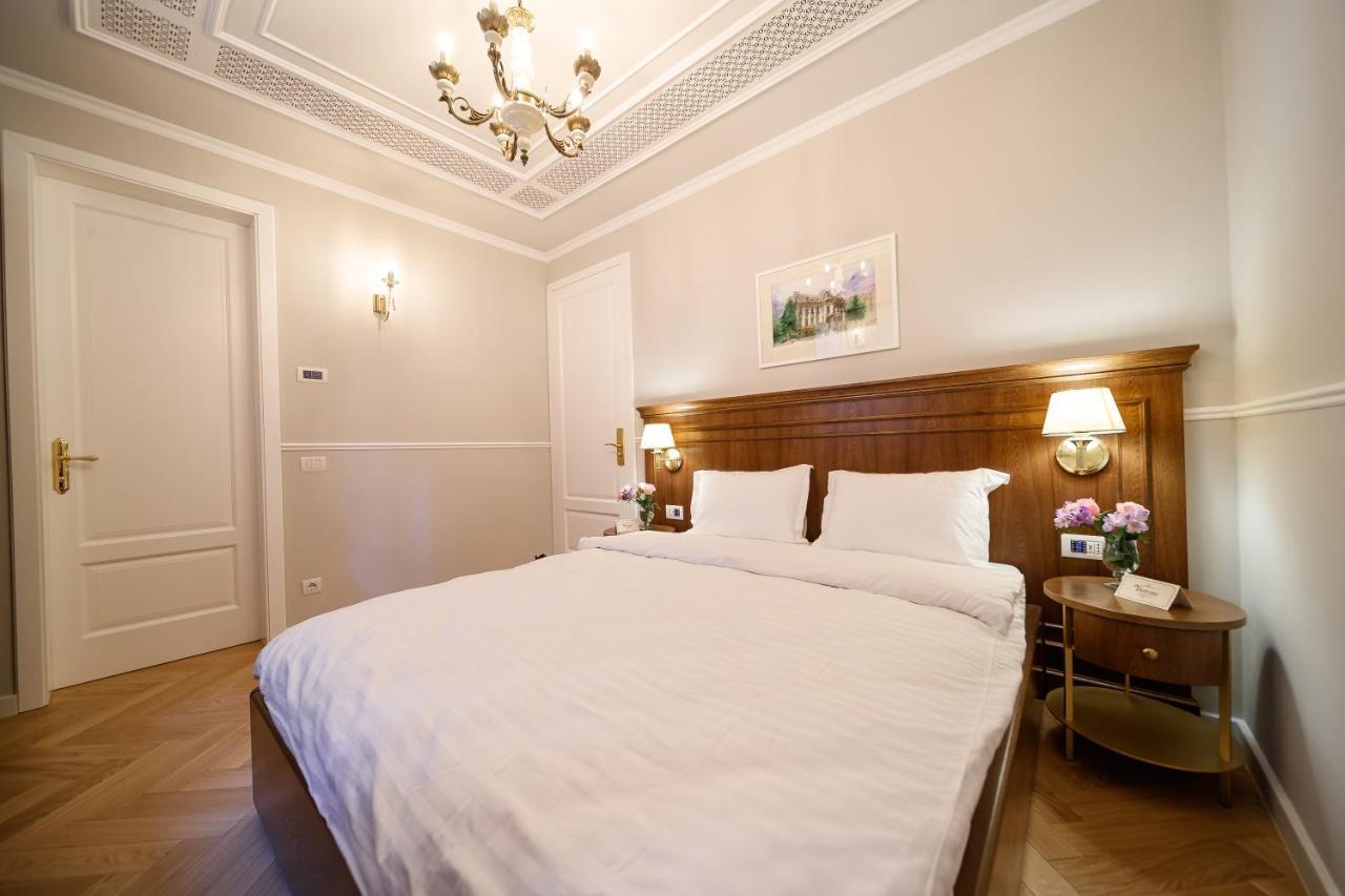Templum Clava Hotel Bucarest Exterior foto