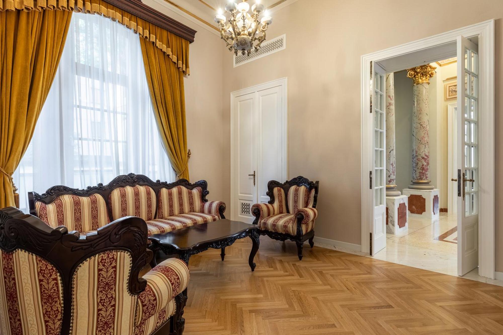 Templum Clava Hotel Bucarest Exterior foto